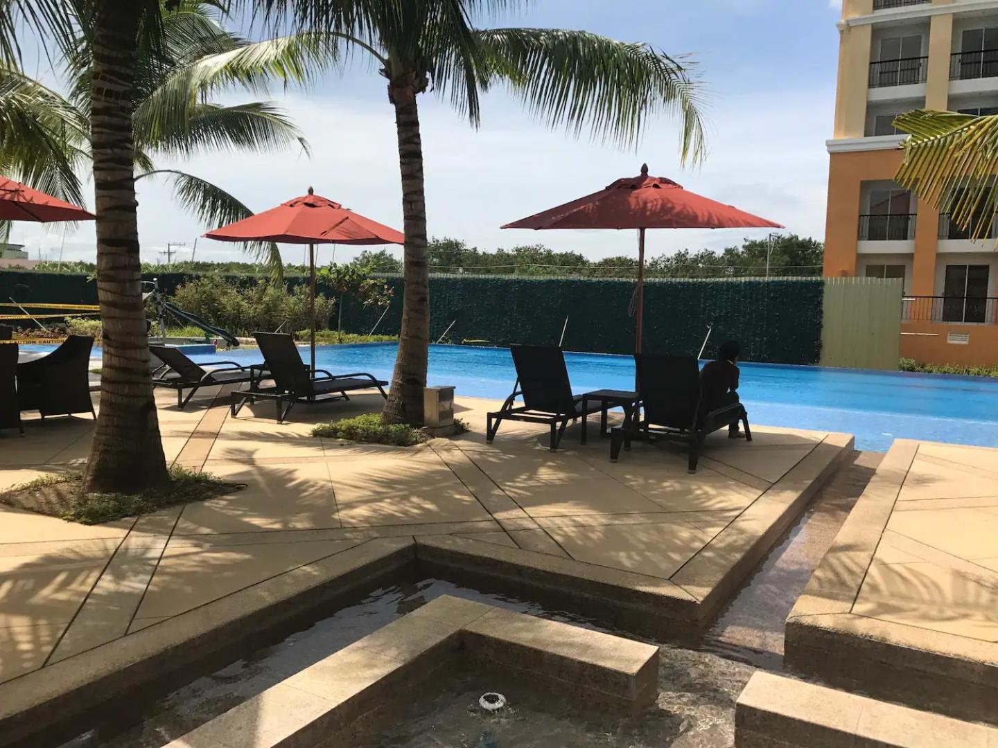 Kara'S Suite Cebu Exterior photo
